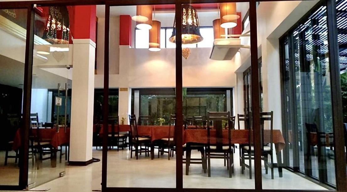 Siam Piman Hotel Бангкок Екстер'єр фото